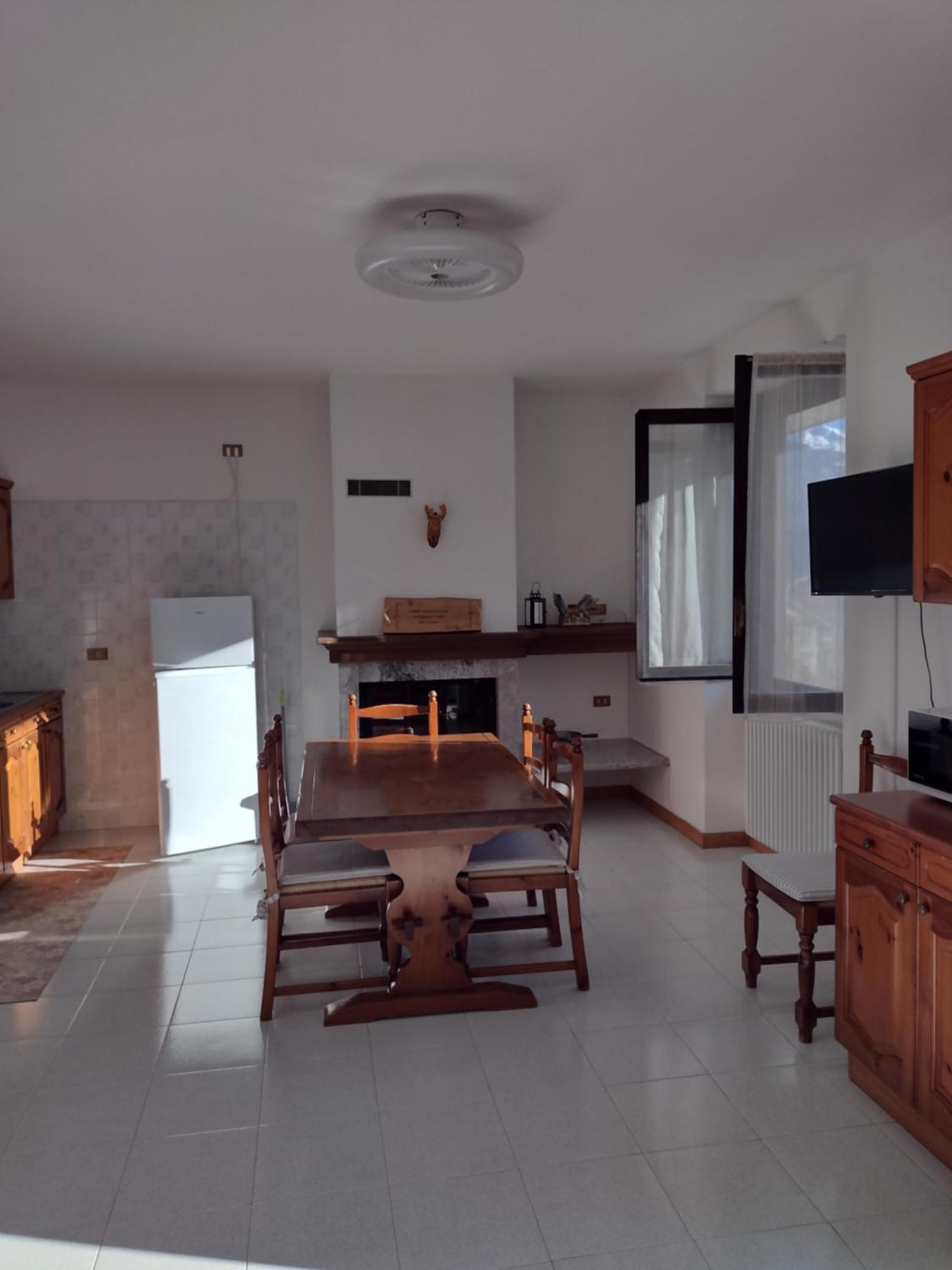 Casa Vacanze Il Picchio Rosso Mantello Exteriör bild